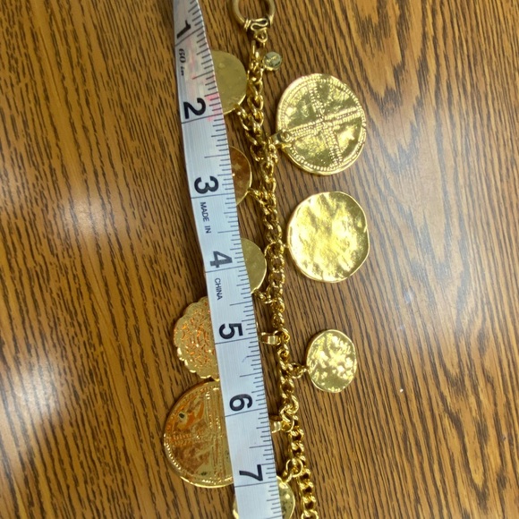 Kenneth Jay Lane Gold Acapulco Bracelet - Picture 2 of 12